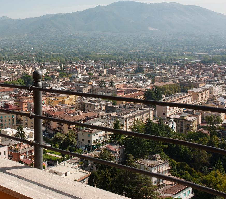 Ferienwohnung La Residenza Di Carolina Cassino Exterior foto