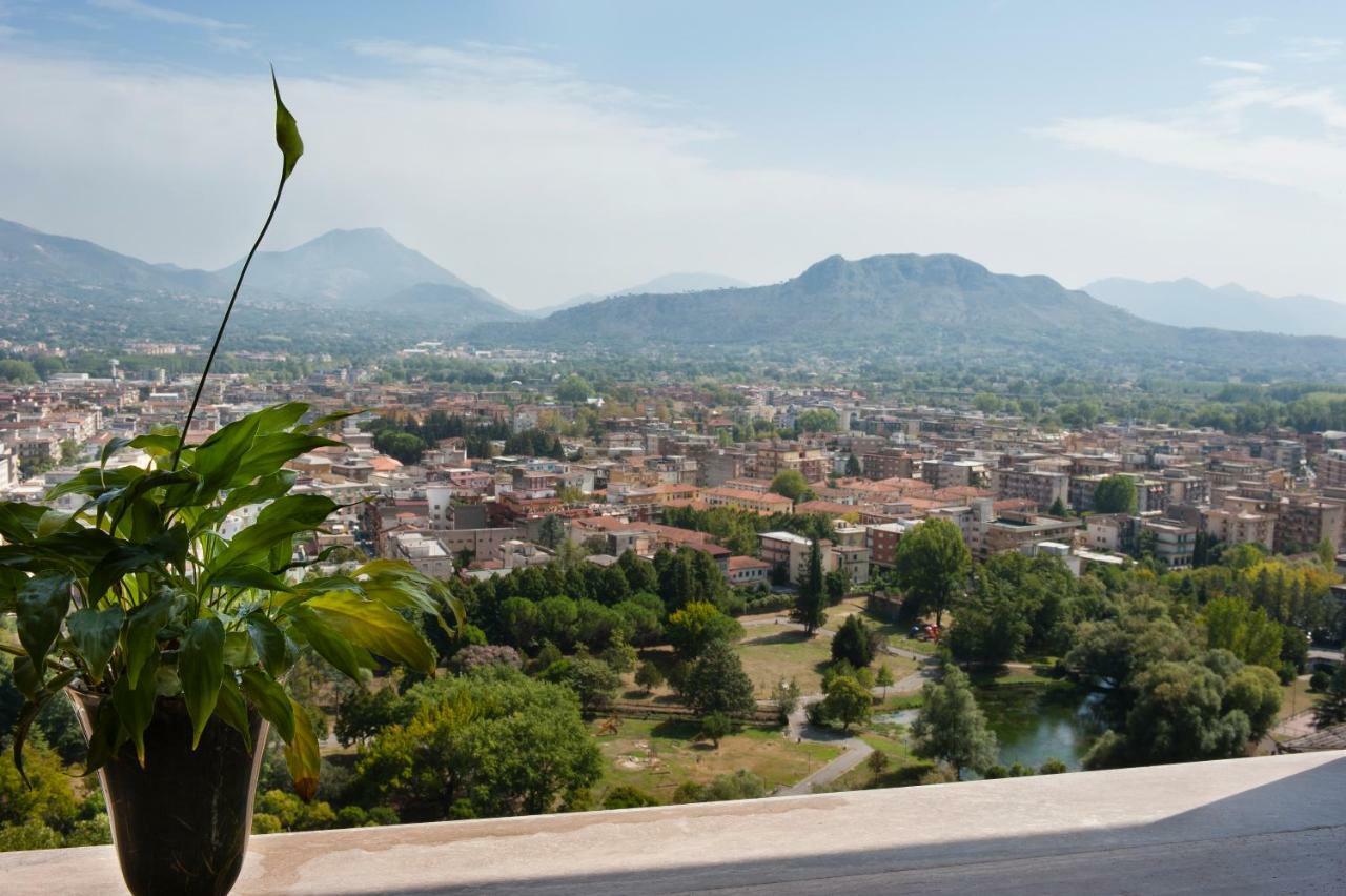 Ferienwohnung La Residenza Di Carolina Cassino Exterior foto